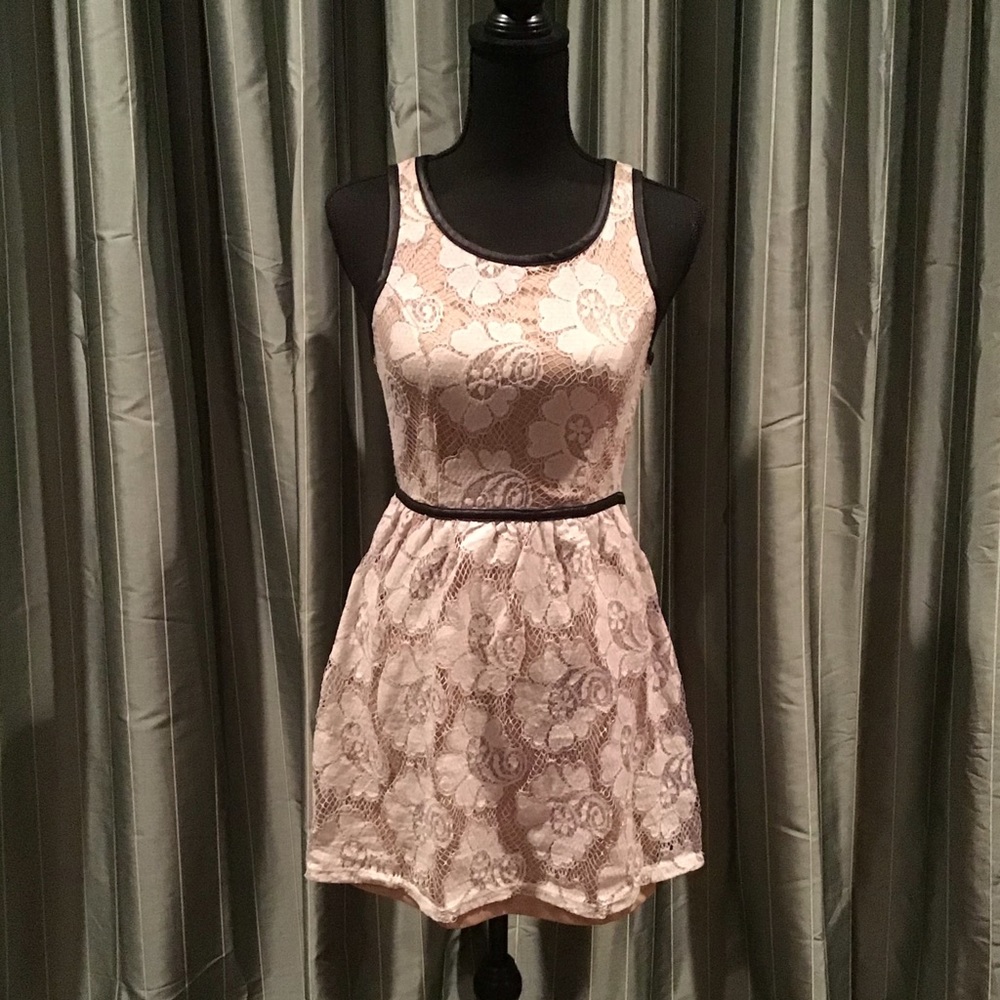 Pretty cream lace dress